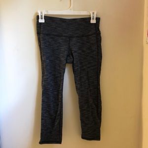 Athleta cropped leggings